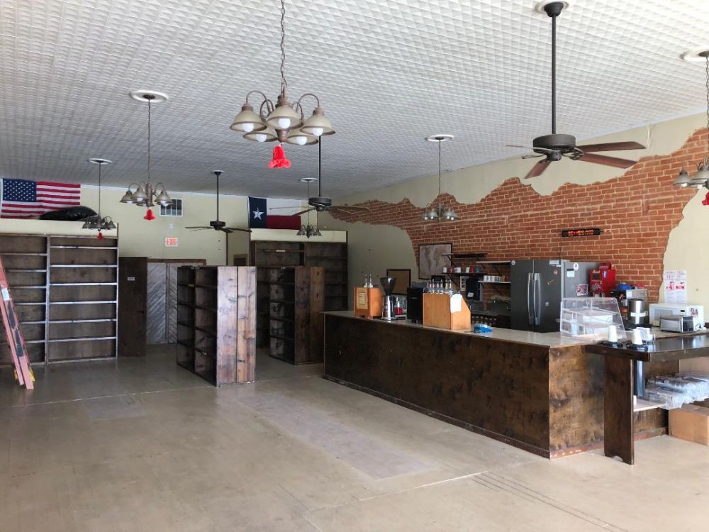 View RE/MAX Advanced Real Estate Buffalo TX's Homes for Sale RE/MAX