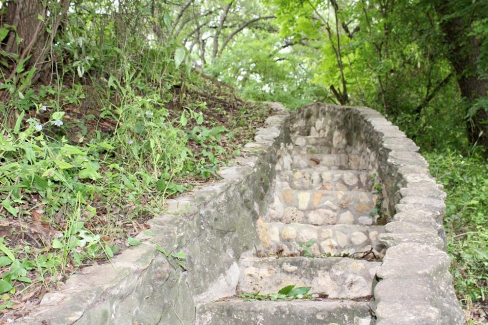 View Property | Starr Taylor-Matthews | Uvalde Broker